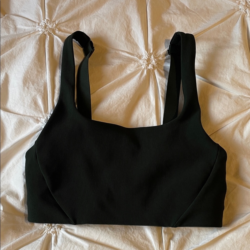 Ribbed Square-Neck Dark Green Lulu bra🦚